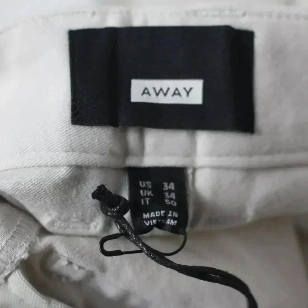 AWAY - Picture 7 of 8
